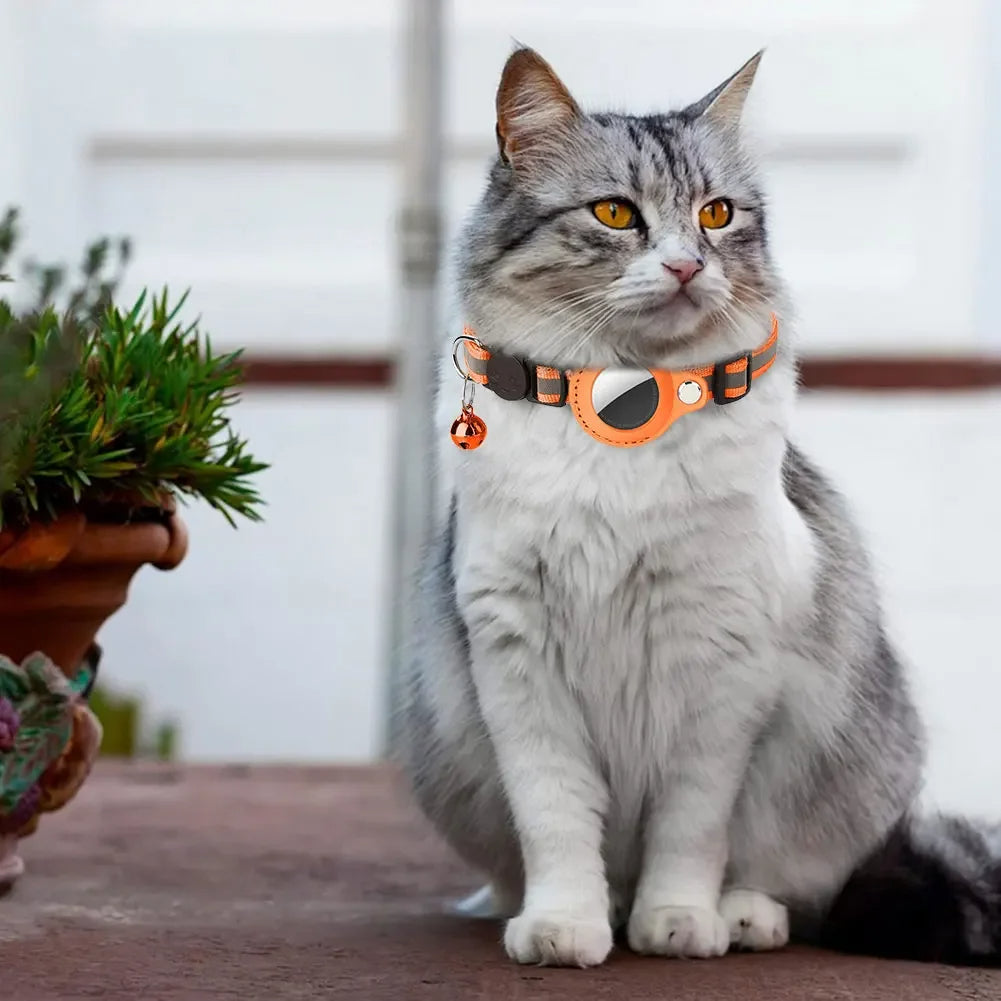 Breakaway Safety Buckle Reflective Cat Collar with Apple AirTag Holder Waterproof Nylon Tracking Collar for Cats evlune