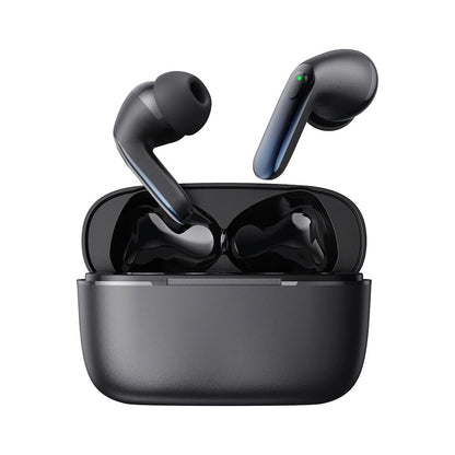 Wireless Earbuds Gaming Earphones with Charging Case Active Noise Reduction Headphones White
