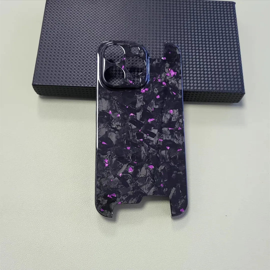 Ultra-Thin-Forged-Carbon-Fiber-Cover-For-iPhone-14-Plus-evlune